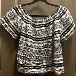 Brand New Black & Whit Lulu’s Off The Shoulder Top